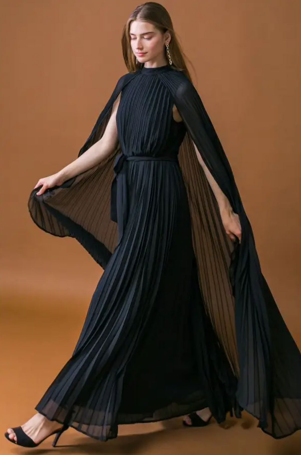 black pleated maxi dress – larably