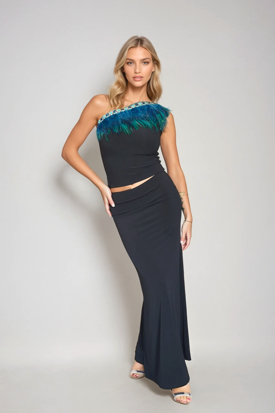 theredthread S feathery bare tops フェザー theredthread S feathery bare tops フェザー THEREDTHREAD / ザ